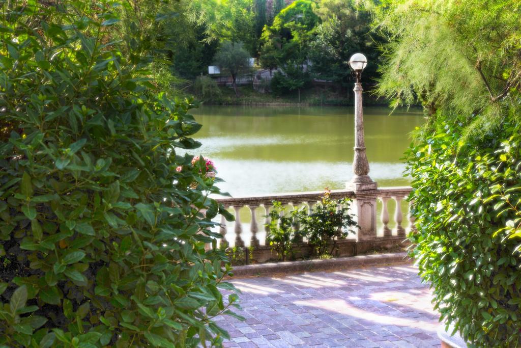 Hotel Villa Leri Monte Colombo Exterior photo